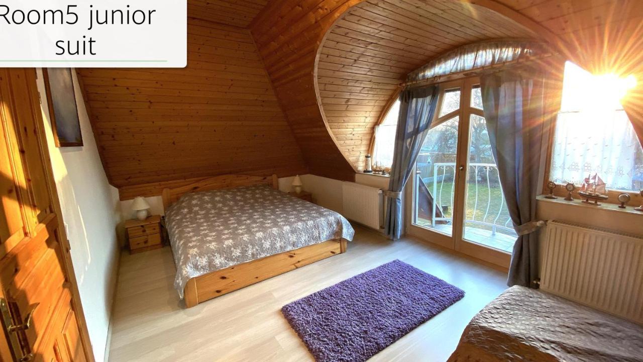 House4U Villa Balatonszárszó Eksteriør bilde