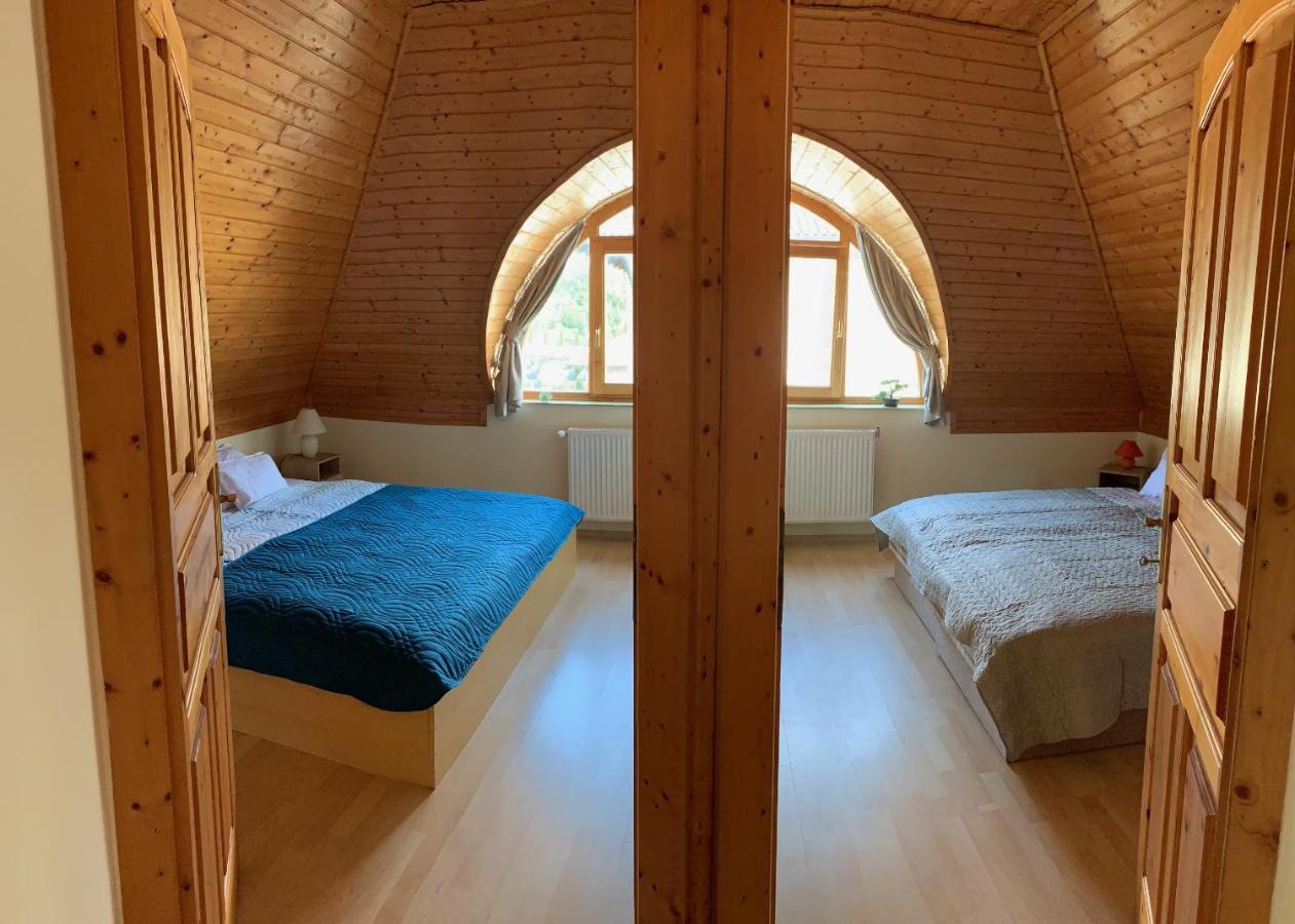 House4U Villa Balatonszárszó Eksteriør bilde