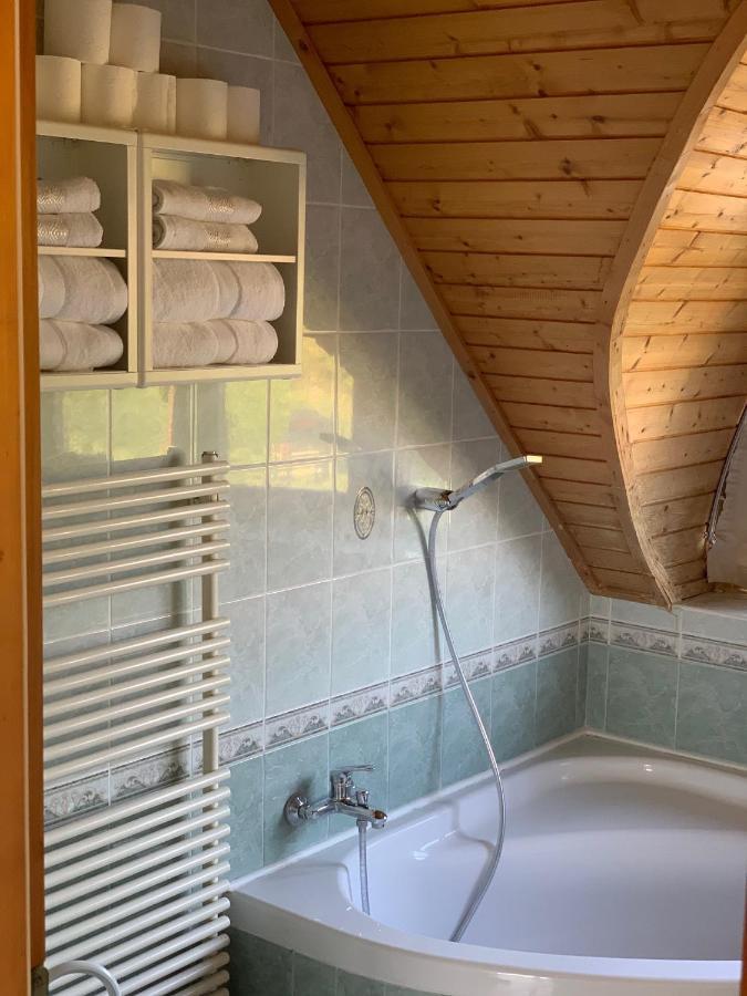 House4U Villa Balatonszárszó Eksteriør bilde